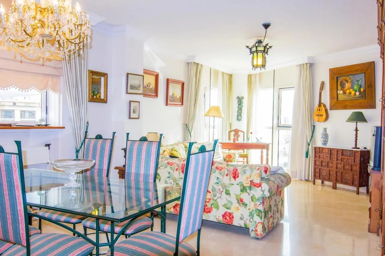 Live Santa Cruz Las Torres Apartment